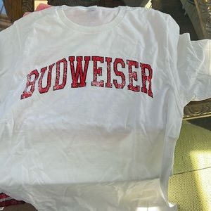 Budweiser T-shirt NWOT L